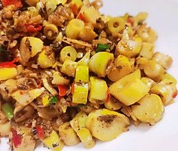 #我心中的冬日限定#酸菜炒水笋的做法