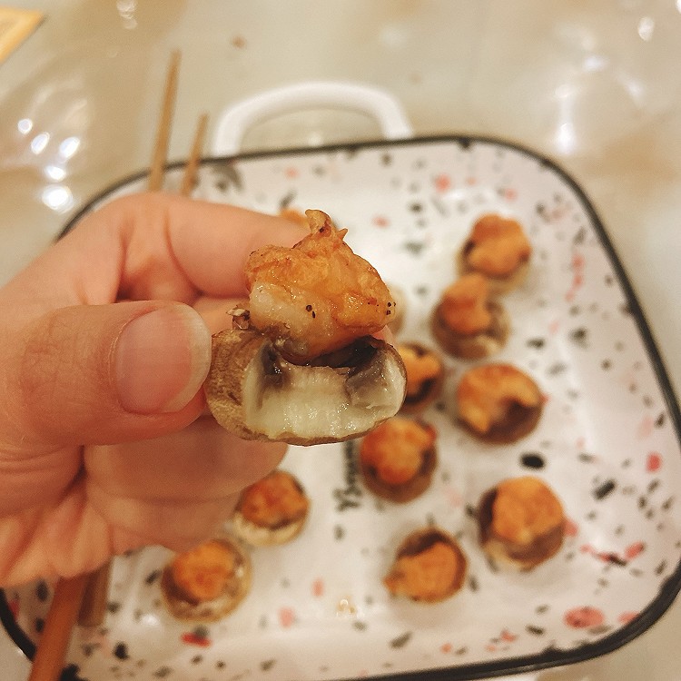 空气炸锅版 | 口蘑虾滑的做法