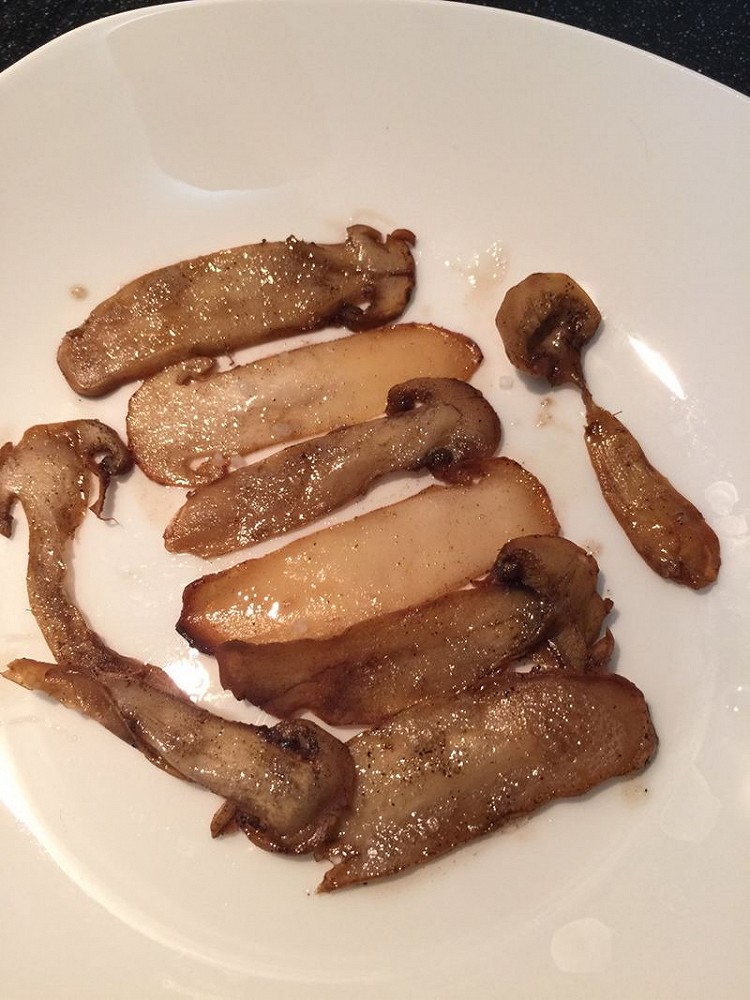 黄油煎松茸的做法
