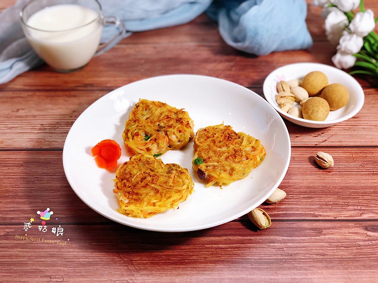 虾仁土豆饼的做法