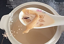 牛奶红枣炖花胶的做法