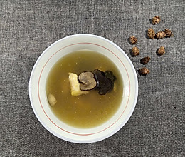 黑松露炖鸡汤的做法