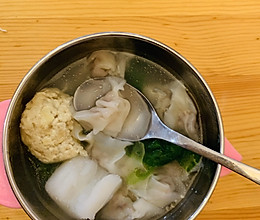 婴幼儿辅食 牛肉香菇胡萝卜馄饨的做法