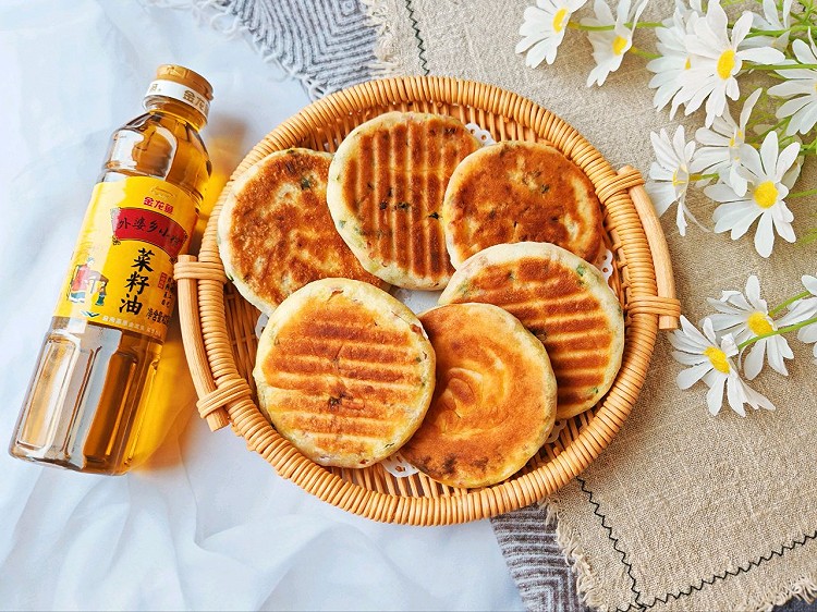 火腿葱油饼的做法