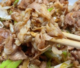 #冬季滋补花样吃法#葱爆羊肉，吃一口好满足！的做法