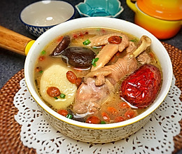 红枣山药煨鸡汤的做法