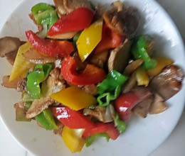 青红辣椒，杏鲍菇，炒肉片，的做法