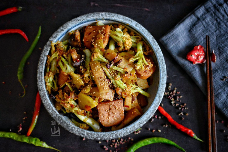 超下饭麻辣香锅的做法