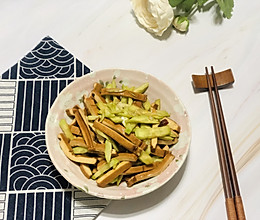 炝拌黄瓜豆干的做法