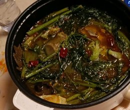 只想记录下垫鱼的菜的做法