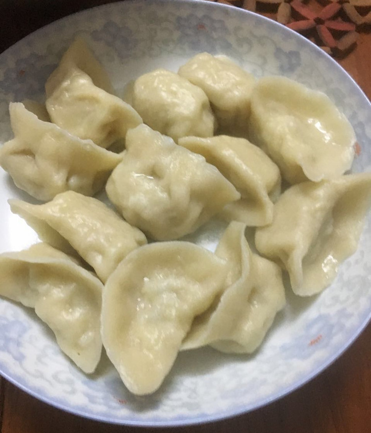 韭菜猪肉饺子的做法