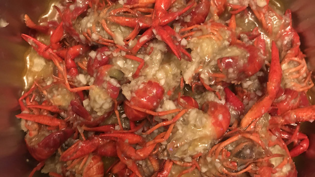 蒜蓉小龙虾的做法