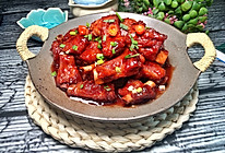 红腐乳烧排骨的做法