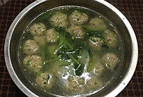 宝宝爱吃青菜肉丸汤的做法