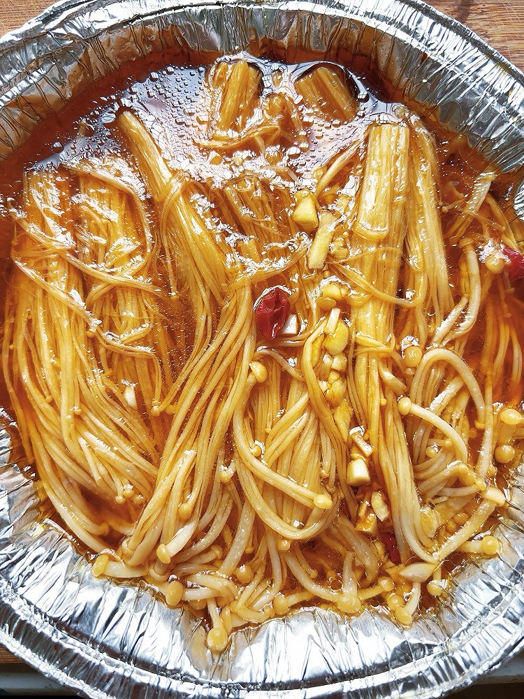 锡纸盒金针菇（燃气灶版）的做法