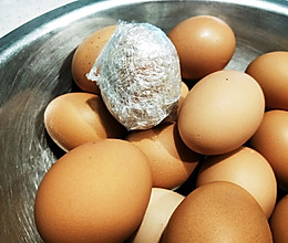 白酒沁咸蛋的做法