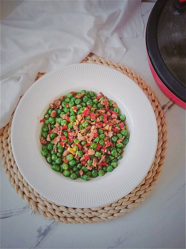 下饭菜~肉沫炒豌豆的做法