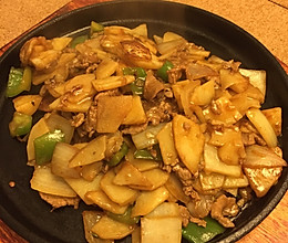 铁板土豆牛肉片的做法