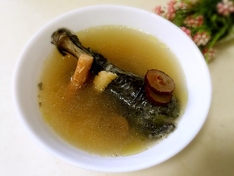 西洋参鸡汤～宁心安神、缓解疲劳汤的做法