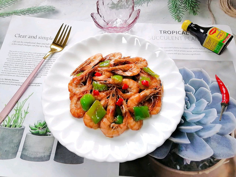 爆炒基围虾的做法