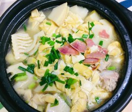 #春日养生局#春日限定—腌笃鲜的做法