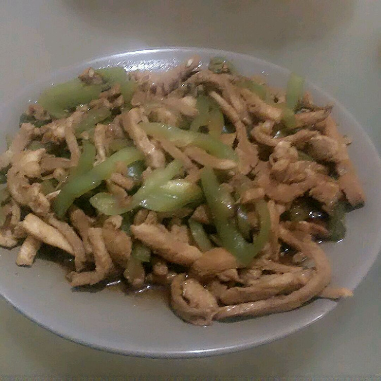 辣椒炒鸡胸肉的做法