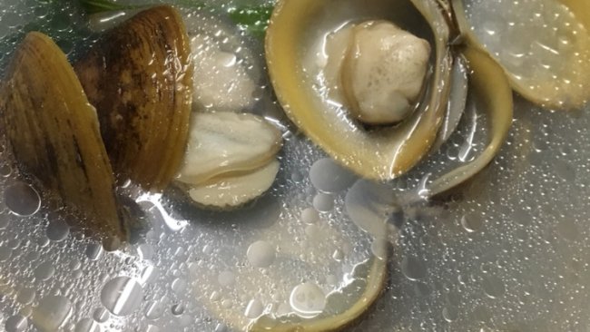 金不换蚬汤的做法