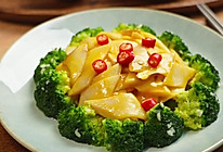 西兰花杏鲍菇的做法