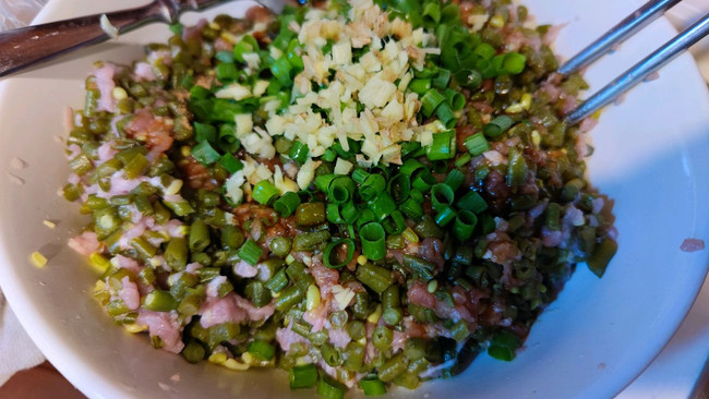 豇豆馅饺子的做法