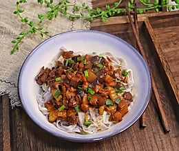 拌饭拌面伴侣：香菇肉酱面的做法