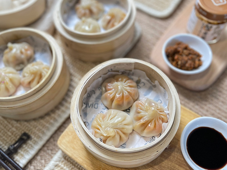 蟹黄灌汤包的做法