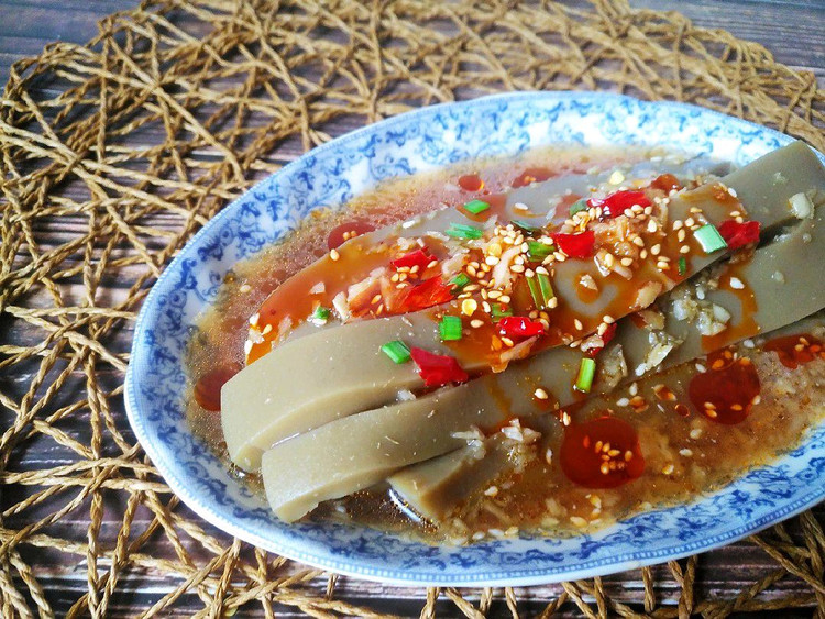 绿豆浑浆凉皮 征服来临的夏天的做法