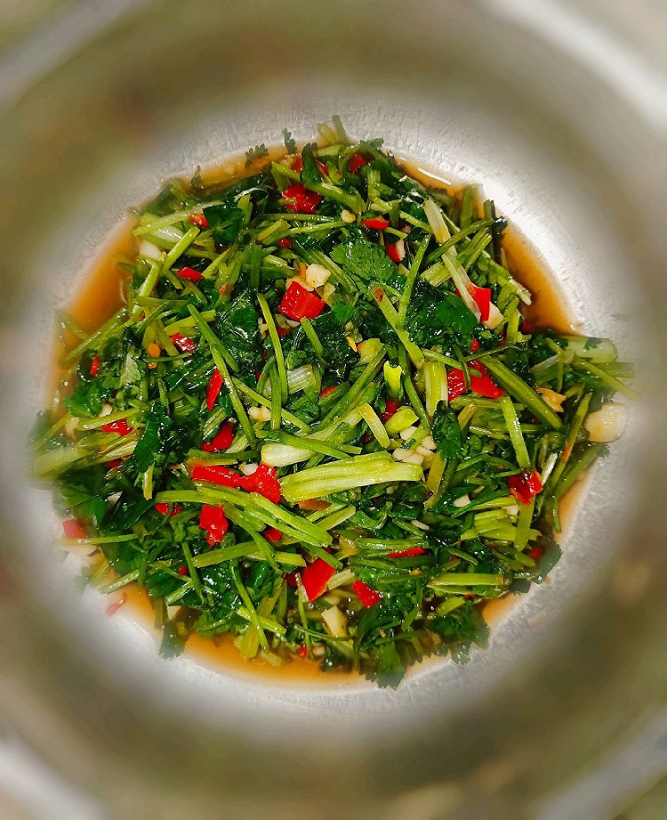凉拌香菜的做法