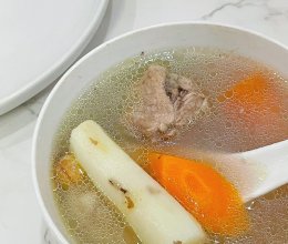 #春日养生局#健脾养胃的薏米山药汤的做法