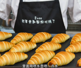 变化口味的肉松海盐卷，这么做真的更好吃了！的做法