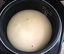 自制电饭煲版戚风蛋糕的做法