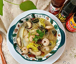 #流感季饮食攻略#皮蛋虾仁粉丝煲的做法
