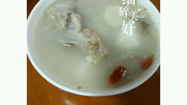 大骨淮山汤的做法