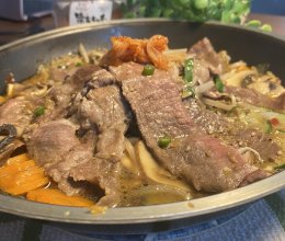 #米饭最强CP#山峰肥牛锅～的做法