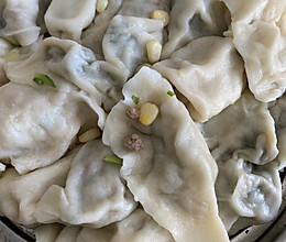玉米猪肉饺子的做法