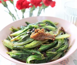 豆豉鲮鱼罐头炒油麦菜的做法