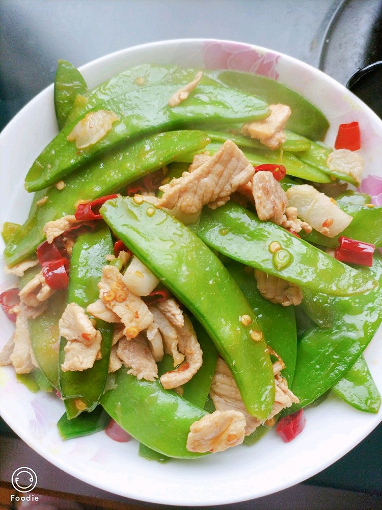 豌豆片炒肉的做法