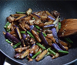 茄子炒肉的做法