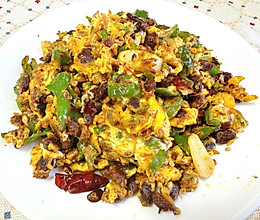 我的家乡味～盐豆炒鸡蛋的做法