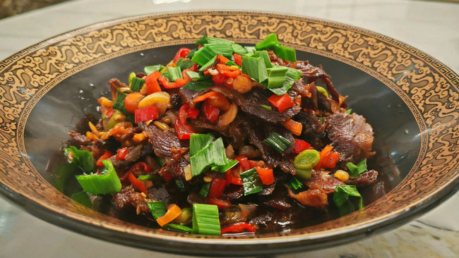#寻味外婆乡传承春日宴#五叔【口味腊牛肉】的做法