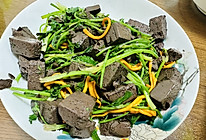 冬补之炒羊血的做法