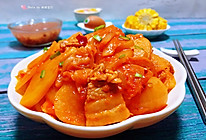 #憋在家里吃什么#五花肉辣白菜炒土豆片的做法
