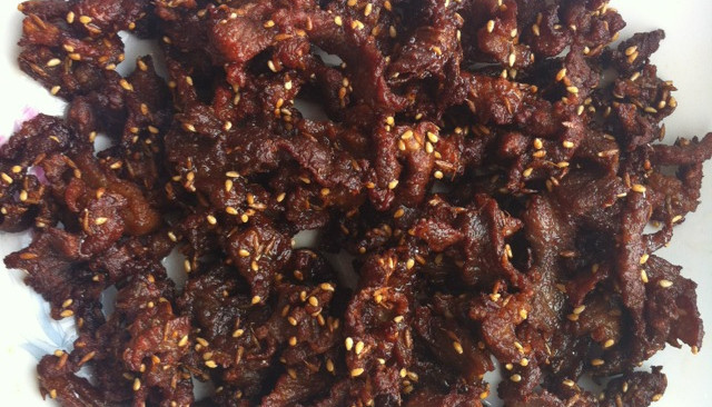 炸羊肉干的做法