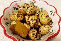 孩子们的小零食～五香鹌鹑蛋的做法