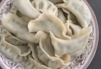 荠菜猪肉饺子的做法